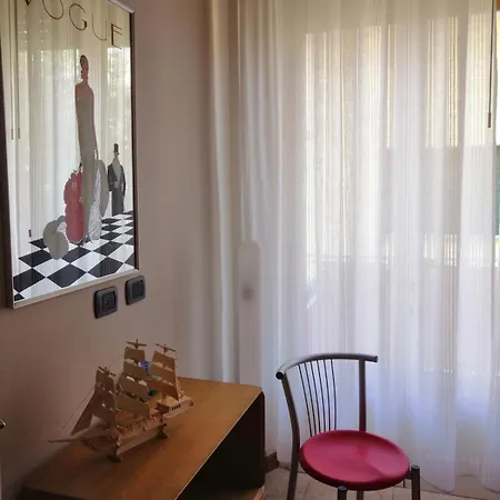 Tra Mare E Pineta - 100mt Dalla *