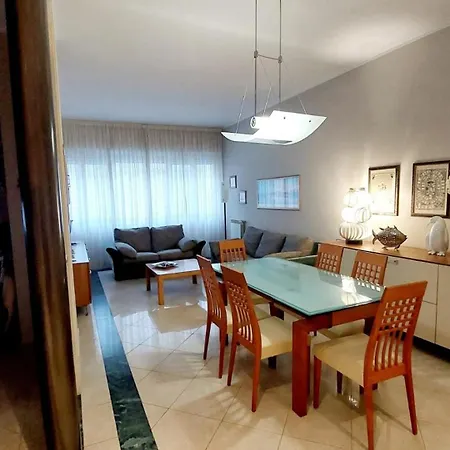 Lejlighed Tra Mare E Pineta - 100mt Dalla *